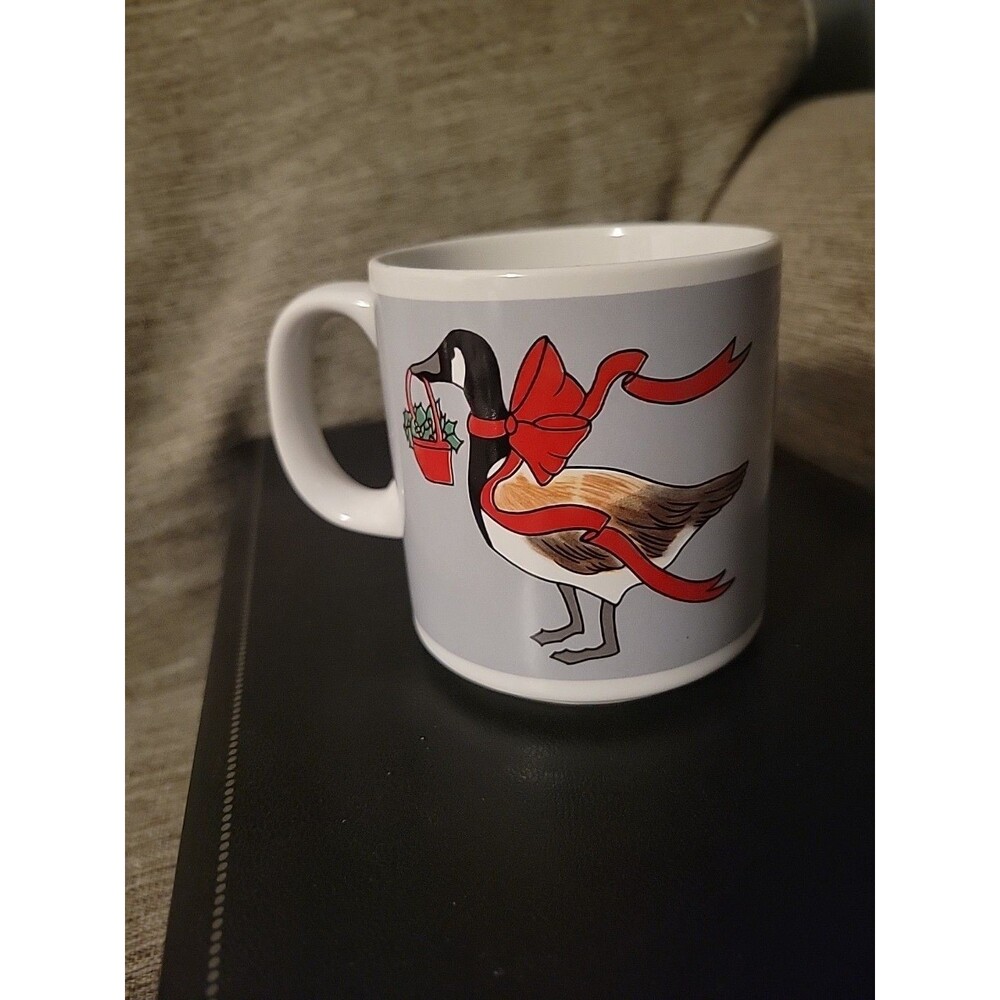 Vtg Grant Howard Goose Mug Red Red Bow Basket Korea Christmas Holiday